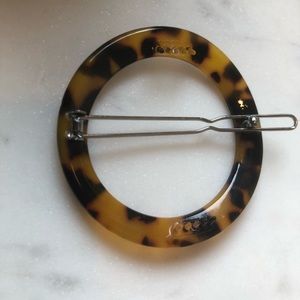 Accessories - Circle Tortoise Resin Hair Clip Accessories - Circle Tortoise Resin Hair Clip